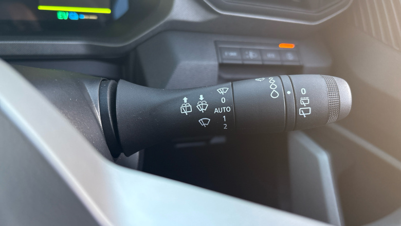 Dacia Bigster 1.8 Hybrid 155 Journey 5dr Auto Hybrid Estate